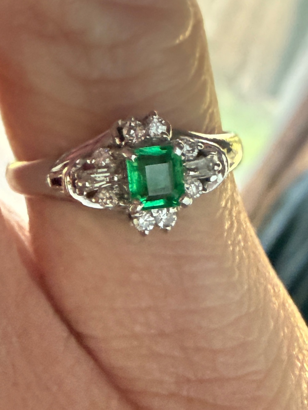 Natural Emerald and Diamond Halo Ring in Platinum Sz5.5